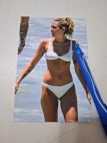 Miley cyrus beautiful sexy - miley,